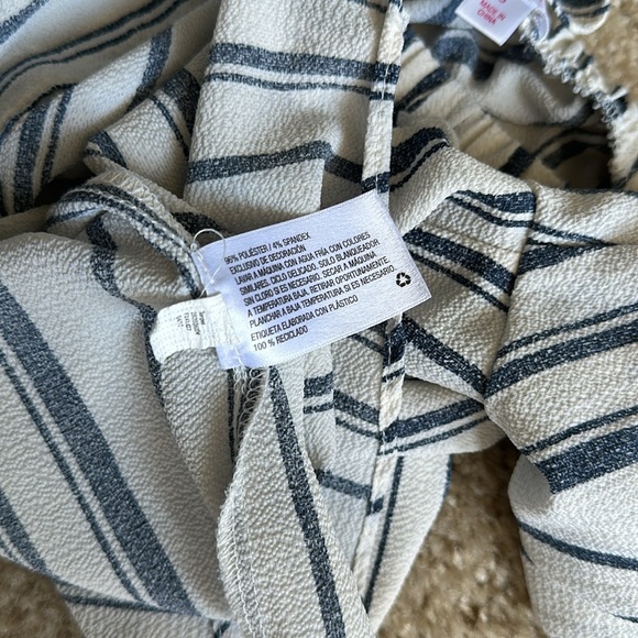 NAVY/WHITE BELL SLEEVE / OFF THE SHOULDER / BLOUSE - Picture 10 of 11